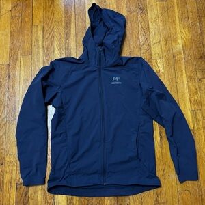 🏷️ SOLD Arc'teryx Mens Gamma SL Hoody Black Sapphire Soft Shell Rain Jacket 2021